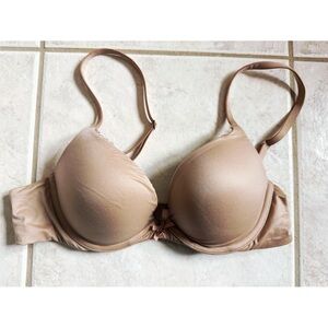 Victoria's Secret Body by Victoria Bra 36A